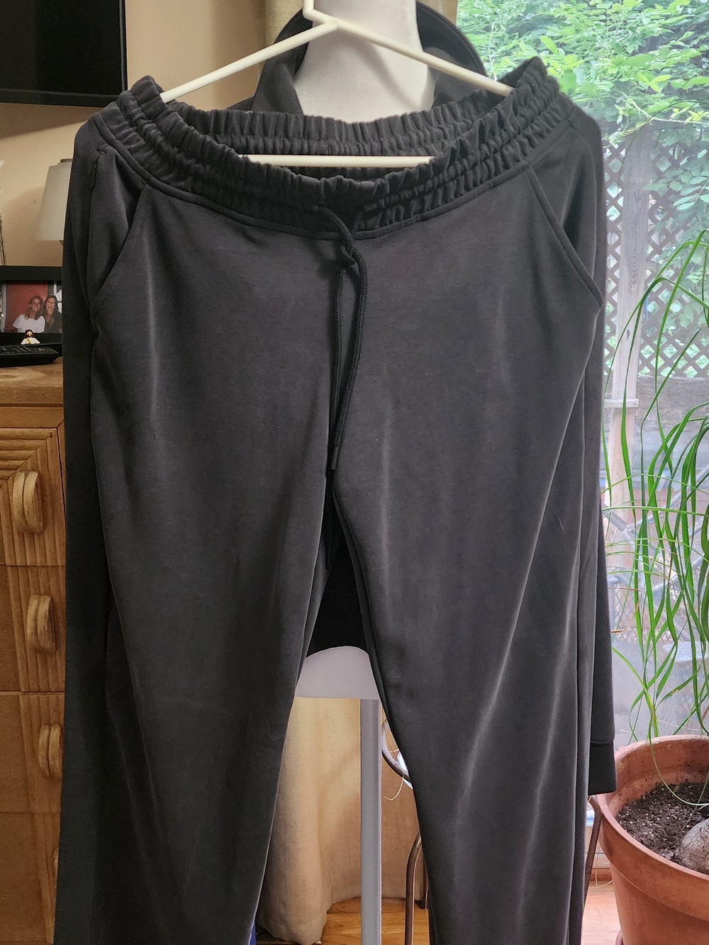 Athleta Black Half-Zip Pullover Top with Matching Pants - Picture 4 of 4